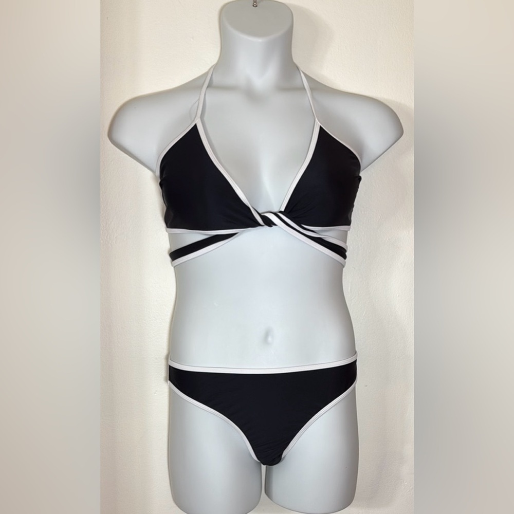 Cupshe Black and White Bikini Set with Wrap-Around Straps SKU0834